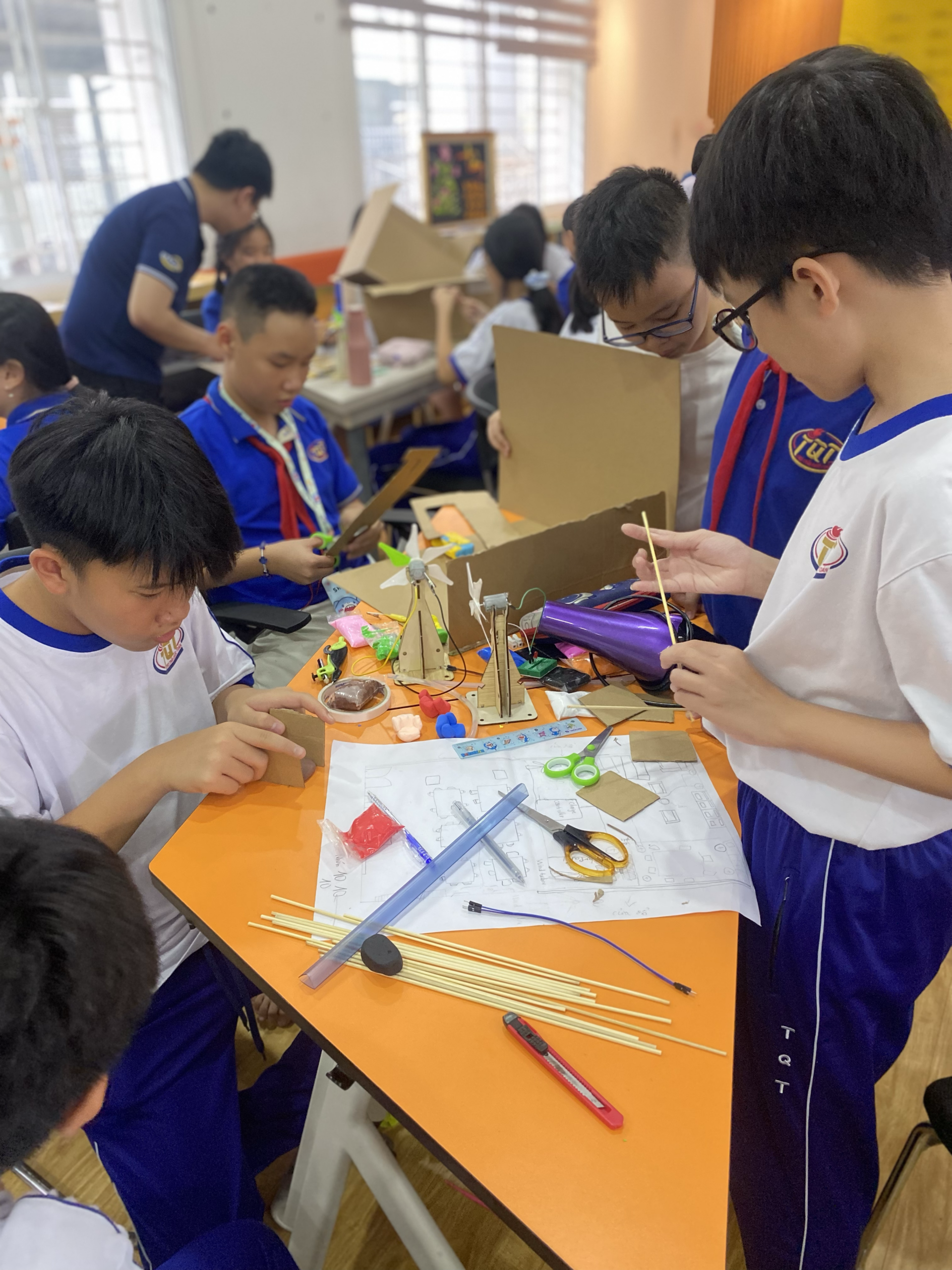 Trường Trần Quốc Toản